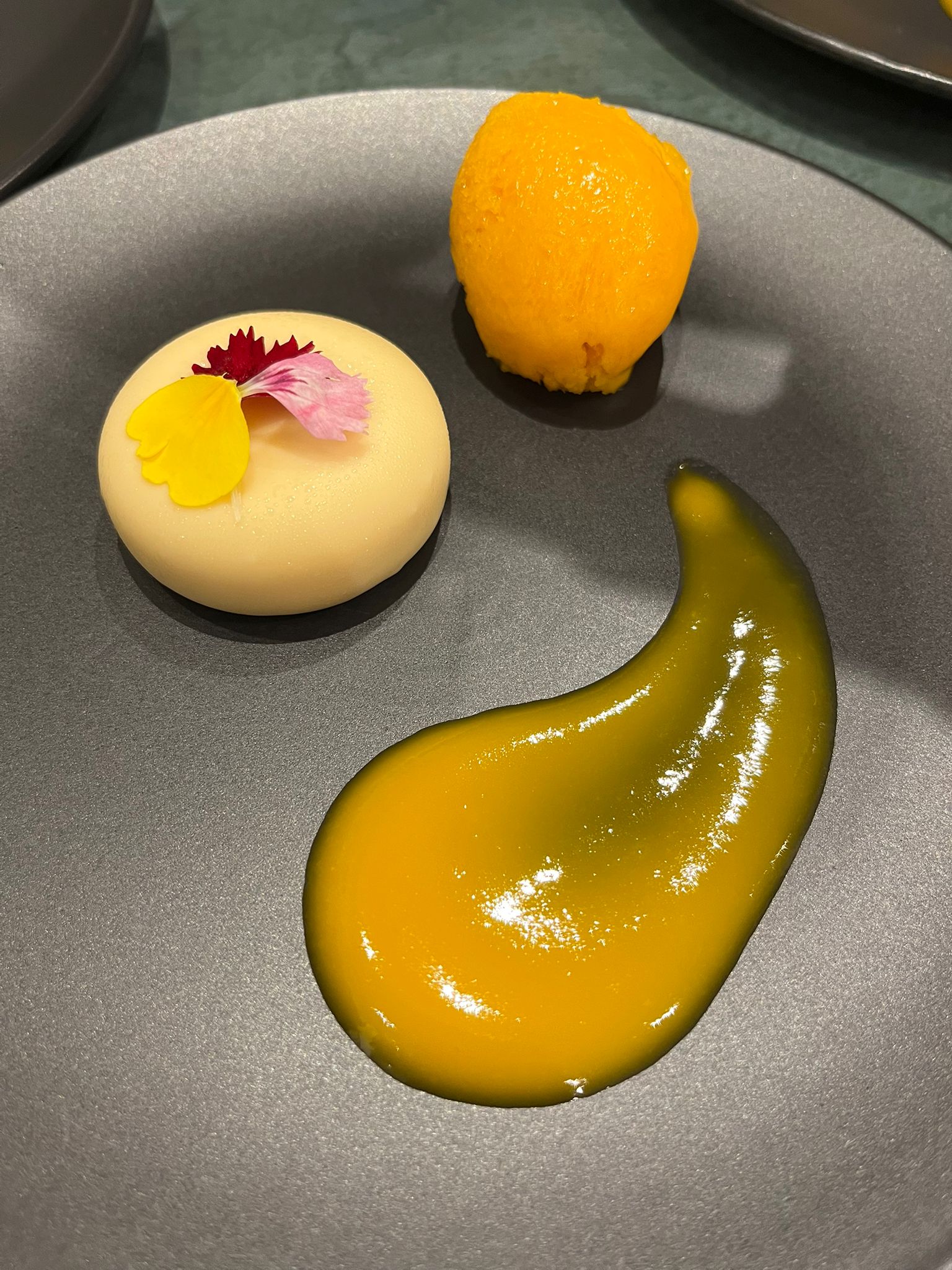 Ant North gallery photo 1